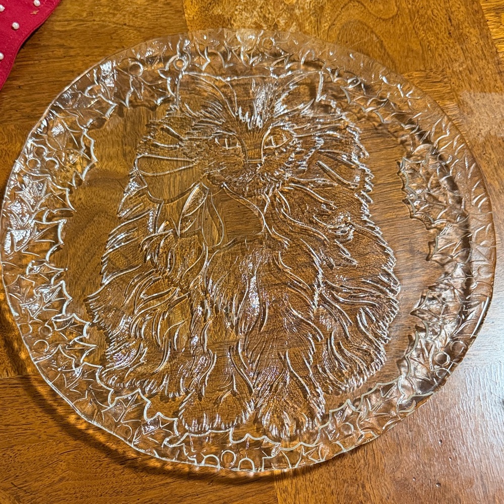 Vintage  Pilgrim Glass cat with bow  and holly berry clear platter